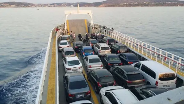 çeşme sakız adası arabalı feribot